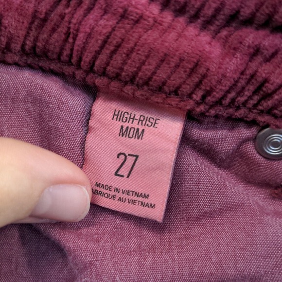 BDG Women's High Rise Corduroy Mom Jeans Red Size 27 Cotton 5-Pocket - Picture 9 of 12